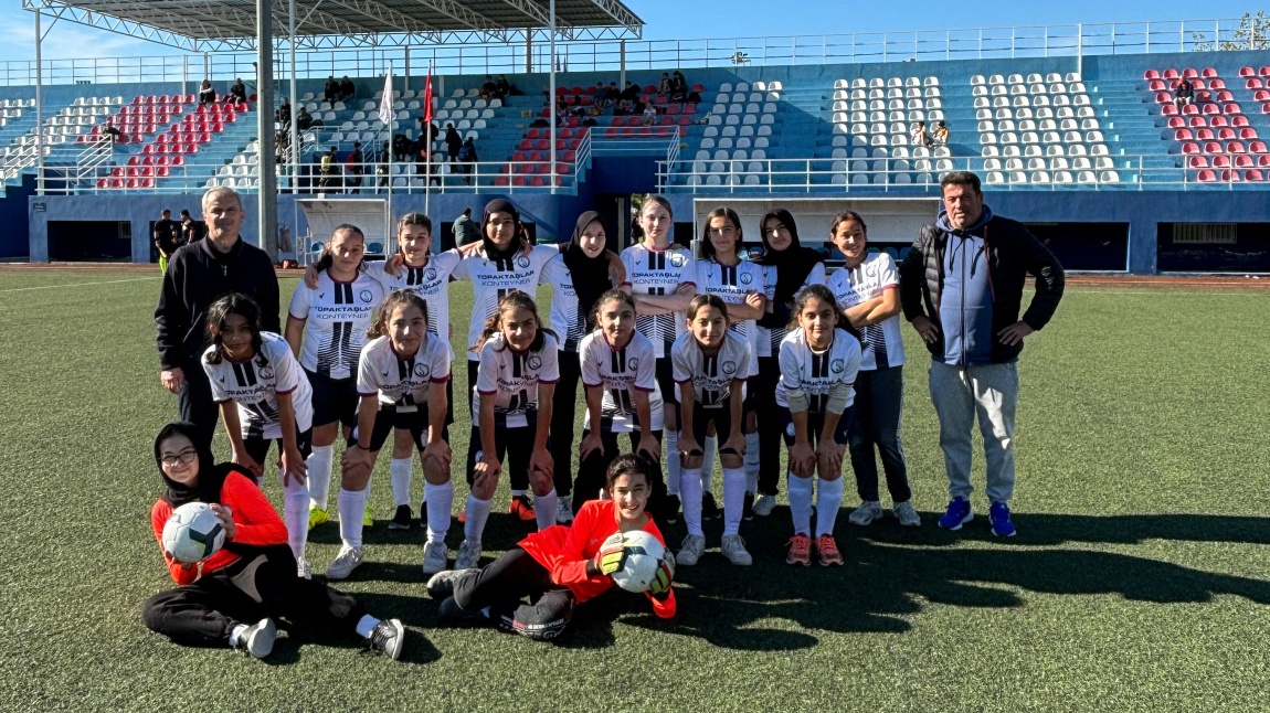 Yıldız Kızlar Antalya Futbol Turnuvası